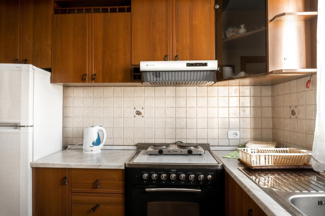 City Center Two Private Bedrooms Near Scanderbeg Square On Shared Apartment Tirana Exterior foto